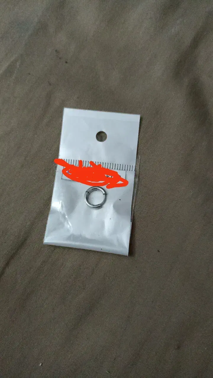 پرسینگ.گردنبند|بدلیجات|گلبهار, شهر جدید گلبهار|دیوار