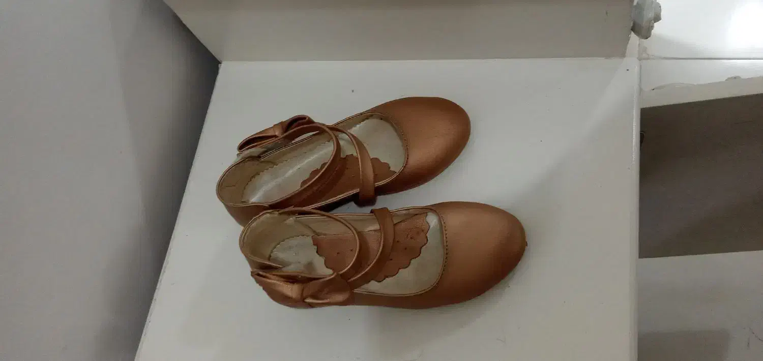 کتونی کفش مجلسی دخترانه سایز۲۸|کفش و لباس بچه|اردبیل, |دیوار