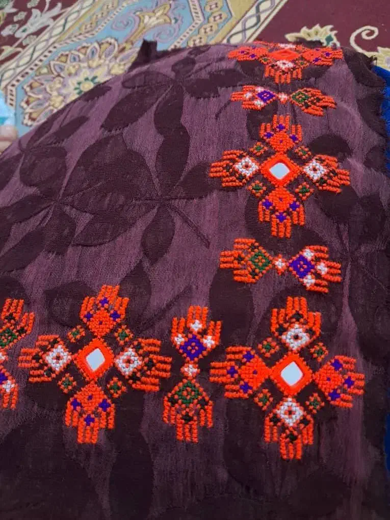 هرمدل پذیرفته میشود|لباس|سراوان, |دیوار