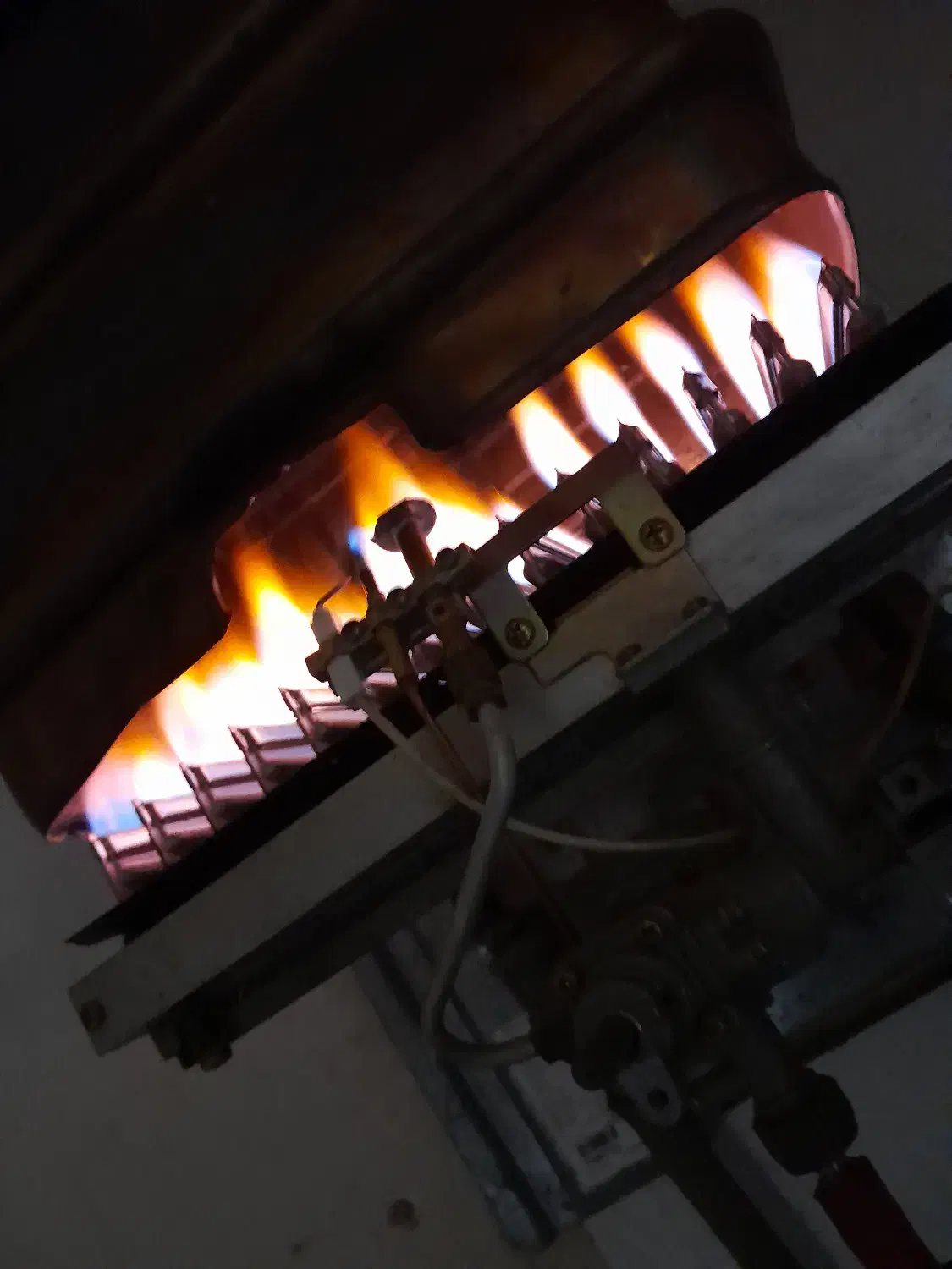 ابگرمکن بوتان باضمانت|آبگرمکن، پکیج، شوفاژ|مشهد, شهید قربانی|دیوار