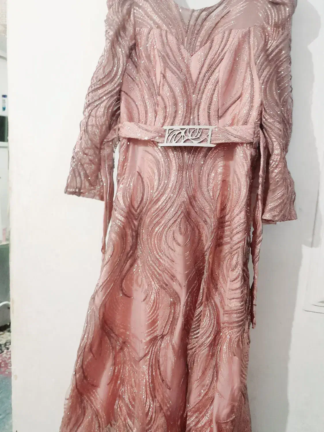 لباس مجلسی در حد نو|لباس|قیدار, |دیوار