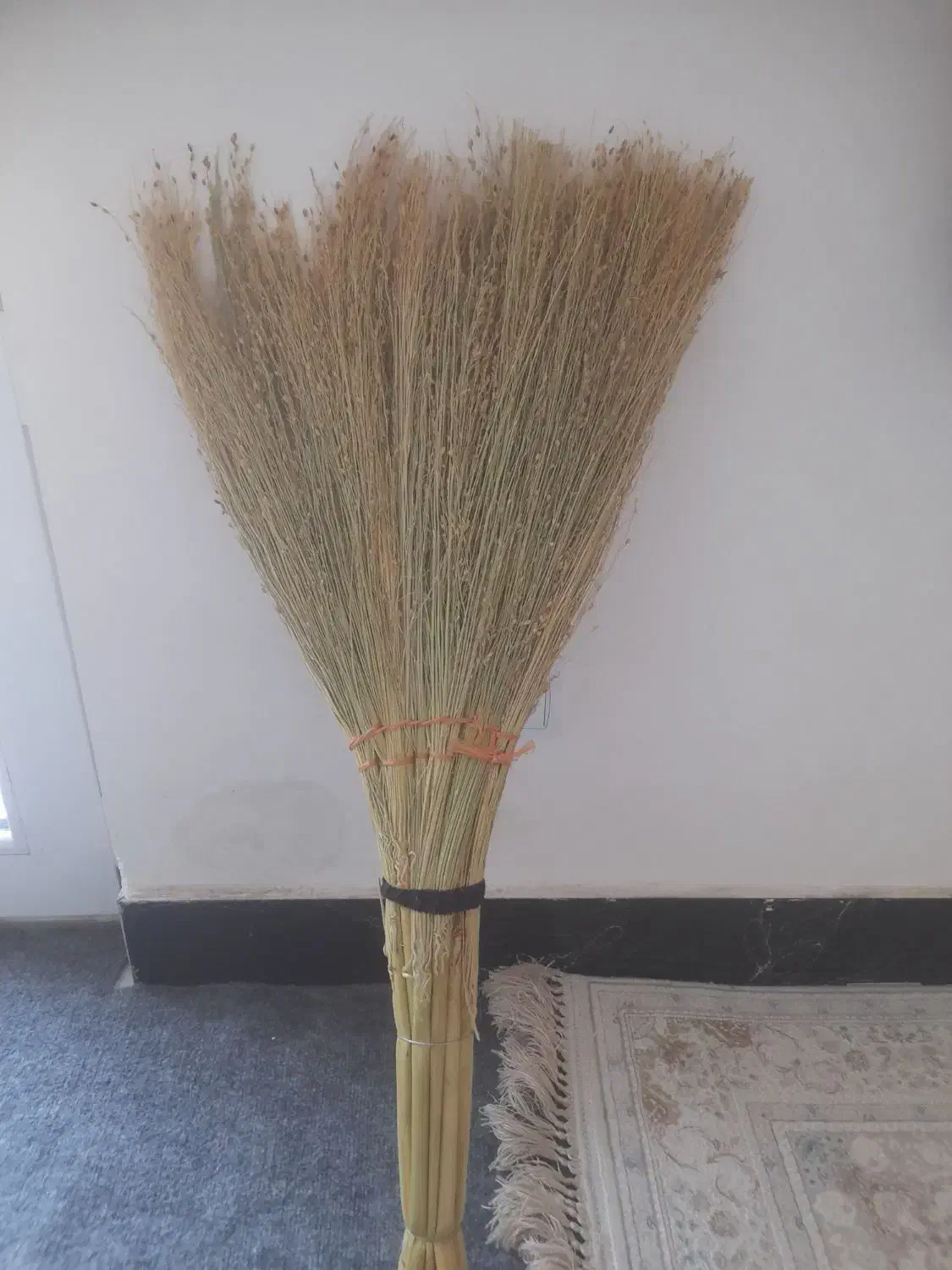 جارو بسته شده|لوازم نظافت|کوهدشت, |دیوار