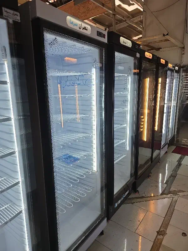 فریزر ۷۰ سانتی ایستاده ویترینی تک در و دو درب|فروشگاه و مغازه|مشهد, فدک|دیوار