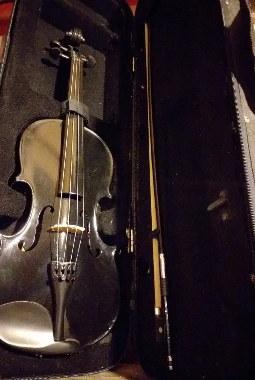 ویولن خوش صدا با جعبه و آرشه|ویولن|تایباد, |دیوار