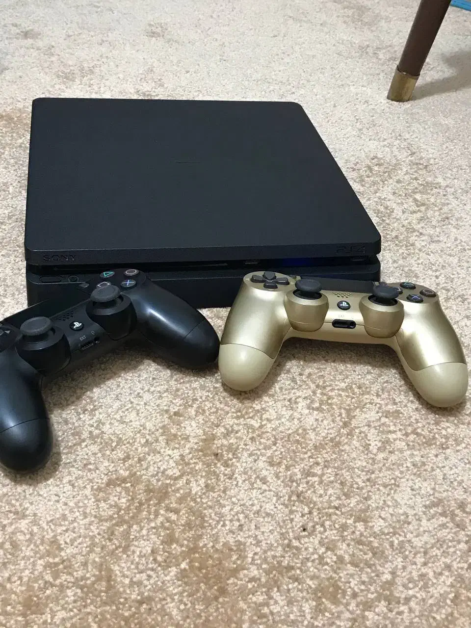 ps4slim یک ترا دو دسته کاملا سالم در حد نو تمیز|کنسول، بازی ویدئویی و آنلاین|مشکین‌دشت, |دیوار