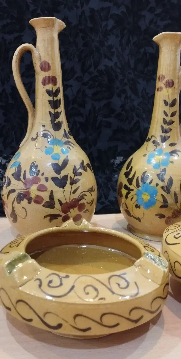 کوزه کوچک و جاسگاری آنتیک با قدمت ۵۰ سال|صنایع دستی و سایر لوازم تزئینی|بابلسر, |دیوار