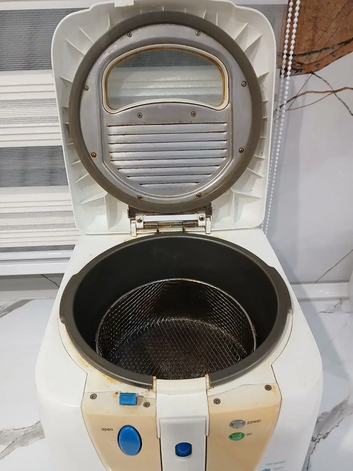 سرخ کن با روغن توشیبا|اجاق گاز و لوازم برقی پخت‌وپز|تهران, شیخ هادی|دیوار