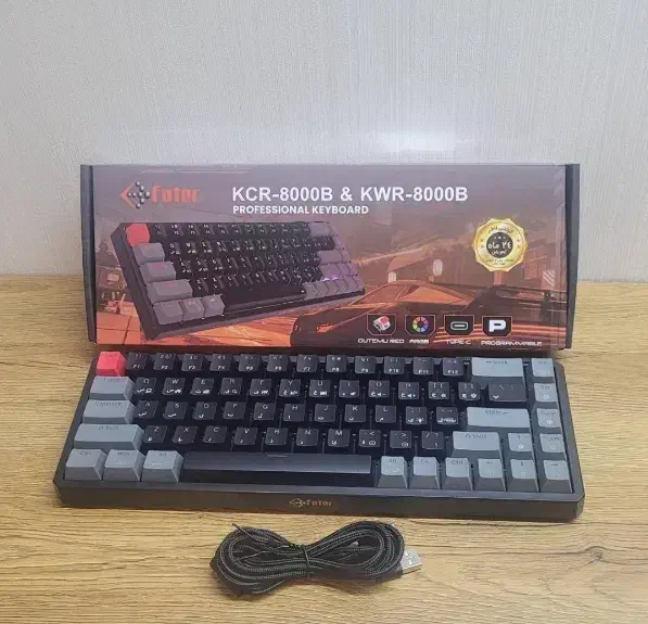 کیبرد فارسی میکانیکال|قطعات و لوازم جانبی رایانه|قم, نخودی|دیوار