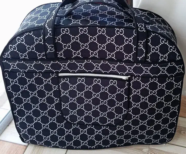 ساک کیف|کیف، کفش، کمربند|فومن, |دیوار