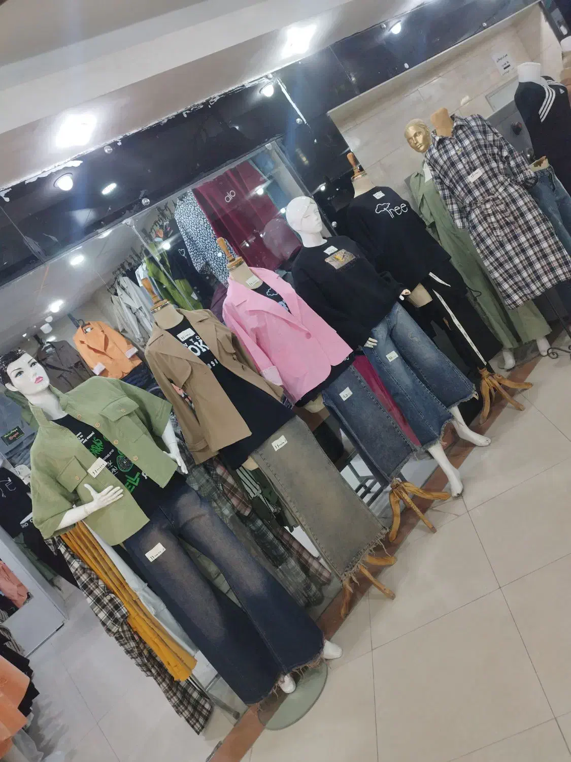 بوتیک زنانه مسیح گل کارها تینیجرواسپرت قیمت تولید|لباس|لردگان, |دیوار