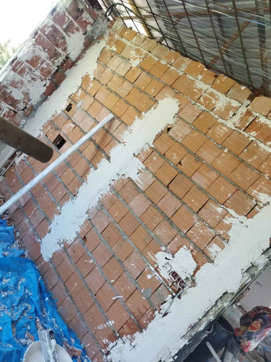 گچکاری و ابزار و لگه گیری شبانه|خدمات پیشه و مهارت|نوشهر, |دیوار