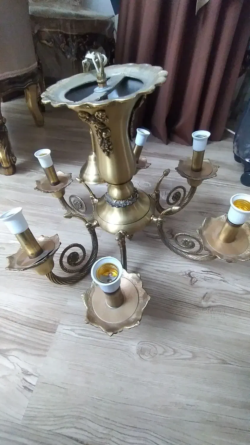 لوستر|لوستر و چراغ آویز|تهران, سوهانک|دیوار