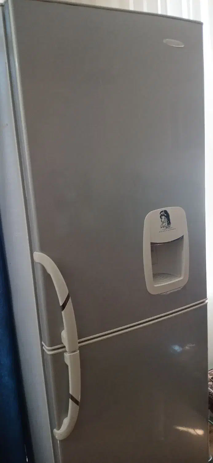 یخچال فریزر گلسان|یخچال و فریزر|شاهینشهر, اقبال لاهوری|دیوار