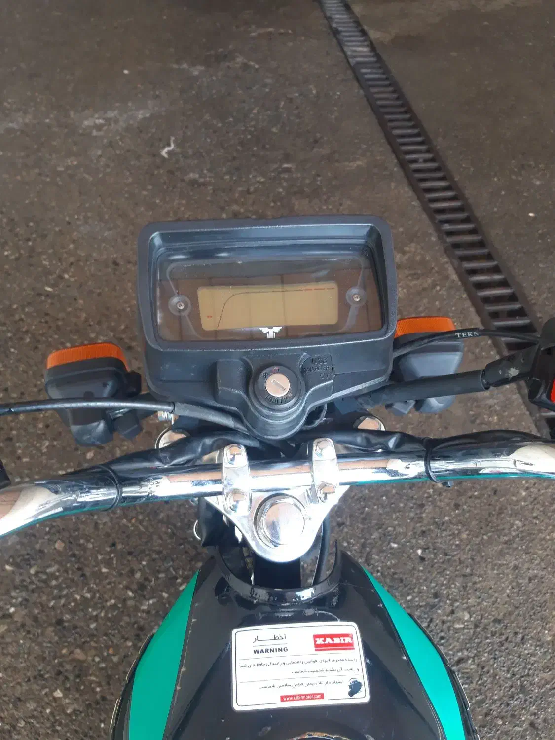 موتور کبیر ۲۰۰ مدل ۴۰۲ در حد ۷ هزار کار|موتورسیکلت|سبزوار, هفت تیر|دیوار