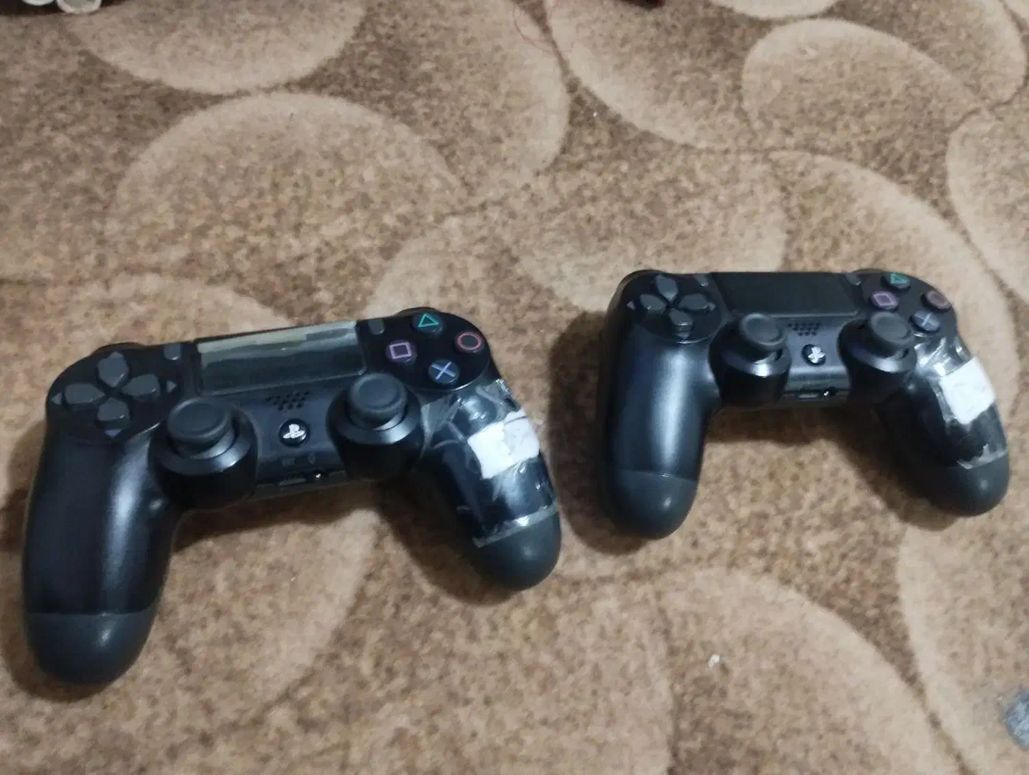 سلام یک دستگاه ps4فتاکانتییک ترابایت 3دسته|کنسول، بازی ویدئویی و آنلاین|مشهد, بهمن|دیوار