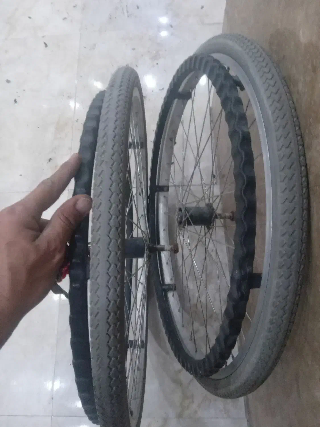 یک جفت چرخ عقب ویلچر|آرایشی، بهداشتی، درمانی|مشهد, بالا خیابان|دیوار