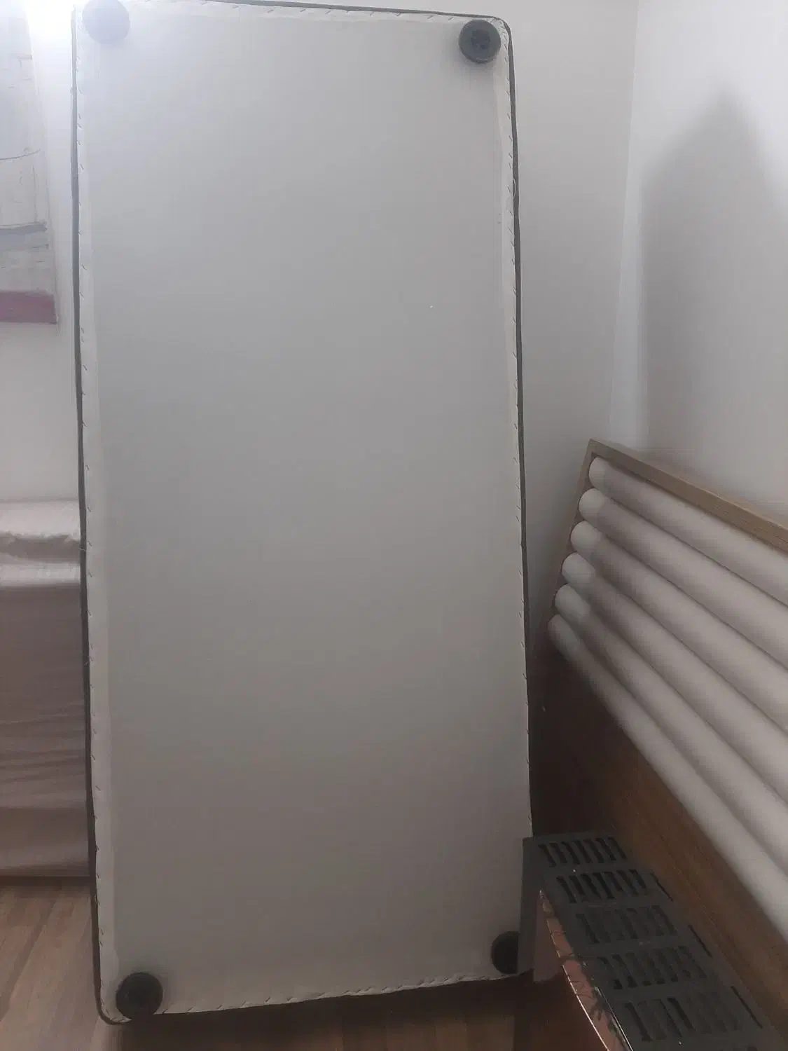 تخت|تخت و سرویس خواب|بابل, |دیوار