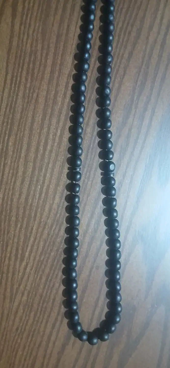 تسبیح یسر|کلکسیون اشیاء عتیقه|رشت, لاکان|دیوار