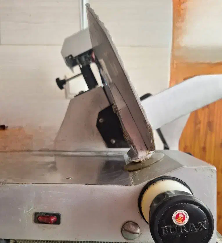 کالباس بر بروکس|فروشگاه و مغازه|دماوند, دماوند|دیوار