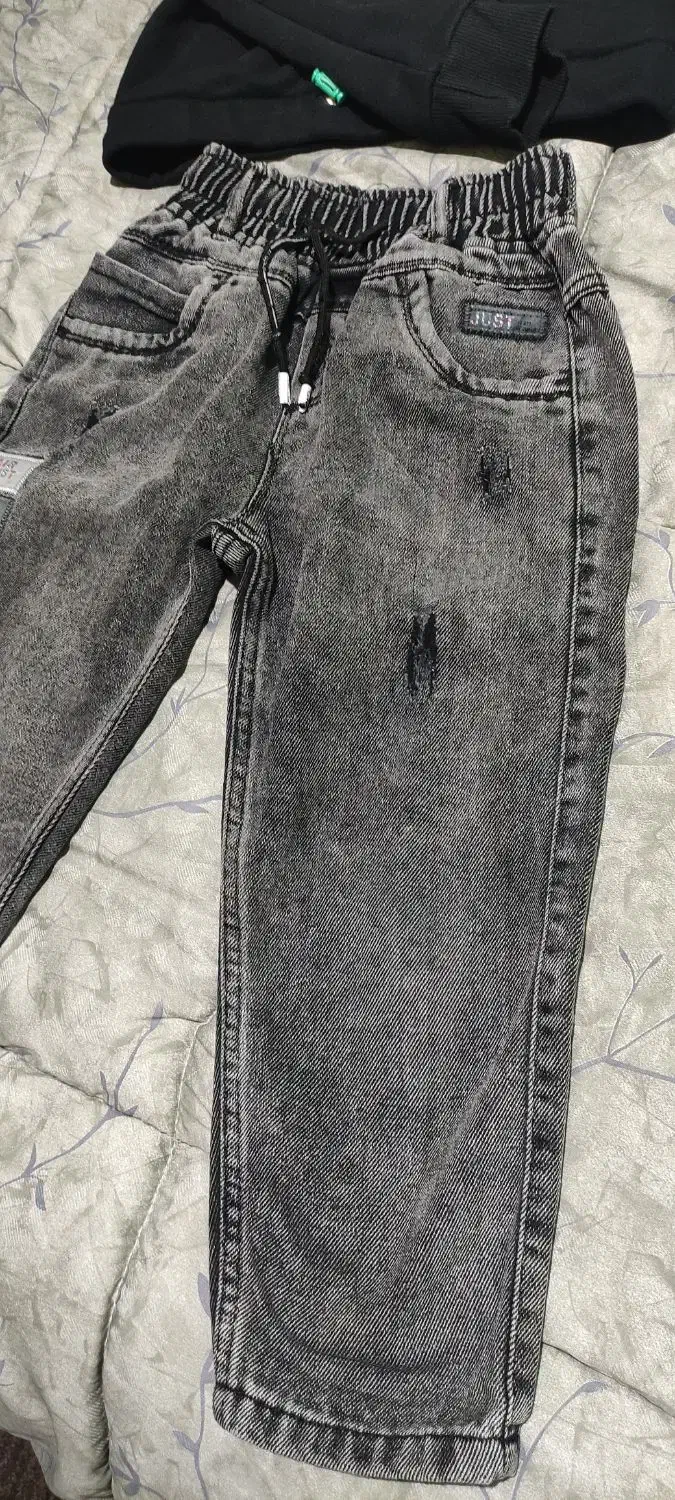 هودی دورس با شلوار لی|کفش و لباس بچه|میانه, |دیوار