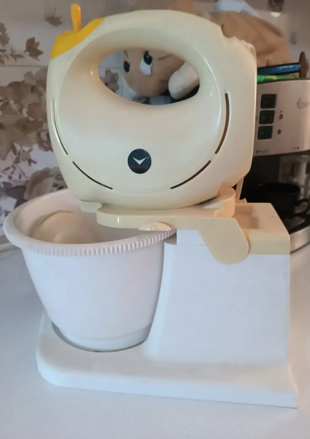 همزن کاسه دار سفیدمارک آکلیس|خردکن، آسیاب، غذاساز|مشهد, شهرک ابوذر|دیوار