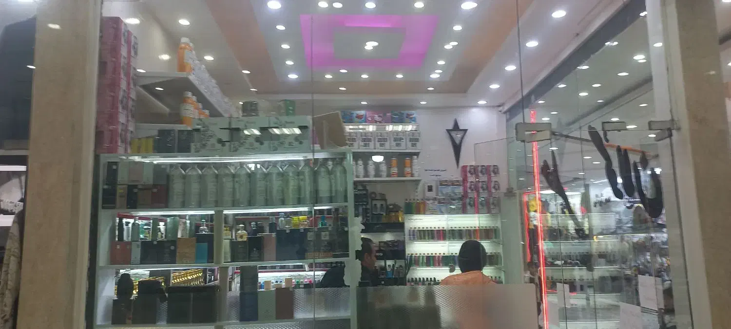 اجاره مغازه پاساژ کورپه|اجارهٔ مغازه و غرفه|سنندج, |دیوار