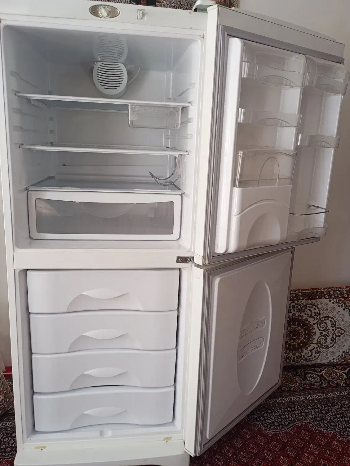 یخچال فریزر تمیز|یخچال و فریزر|قائن, |دیوار