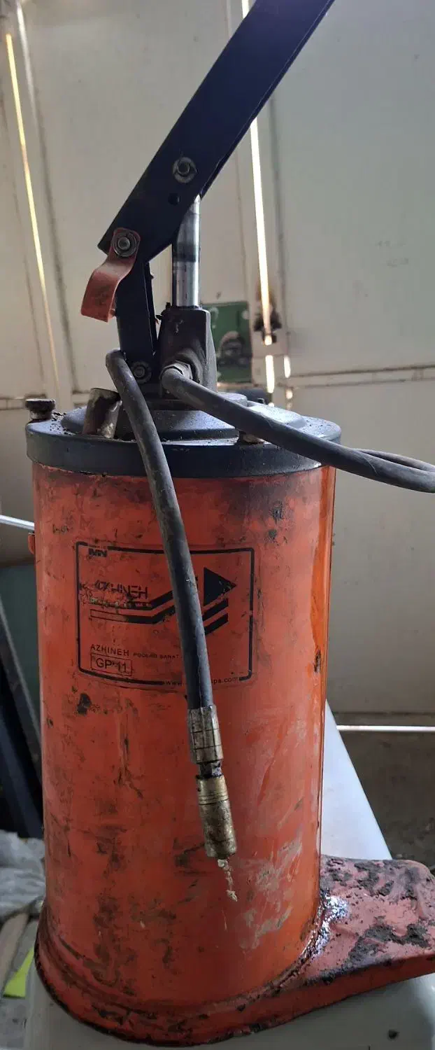 گریس پمپ بزرگ+10 کیلو گریس|ابزارآلات|شیراز, کوشک بیدک|دیوار