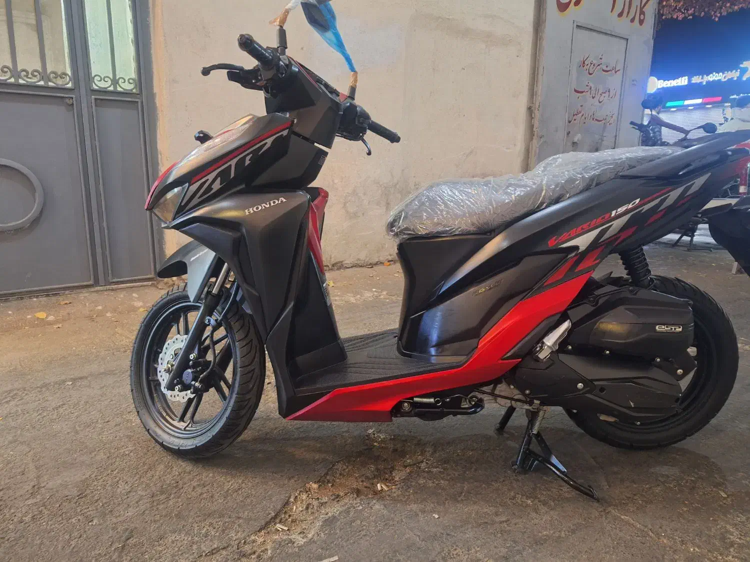 کیلیک واریو۱۴۰۰|موتورسیکلت|تهران, مختاری|دیوار