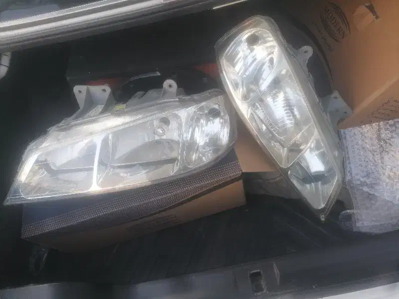 چراغ جلو پرشیا|قطعات یدکی و لوازم جانبی|ری, دیلمان|دیوار