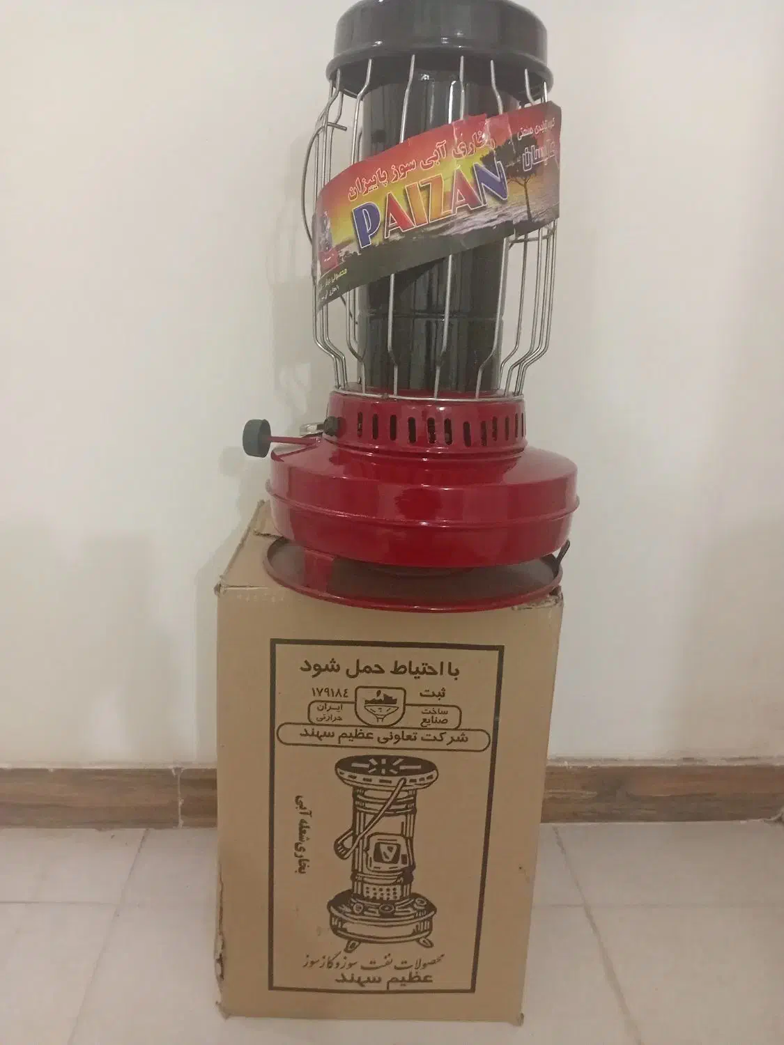 فروش بخاری نفتی نو وشیک همراه باکارتن|بخاری، هیتر، شومینه|الوند, |دیوار