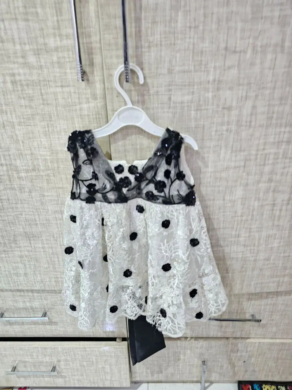 لباس بچه گانه|کفش و لباس بچه|رشت, جهاد|دیوار