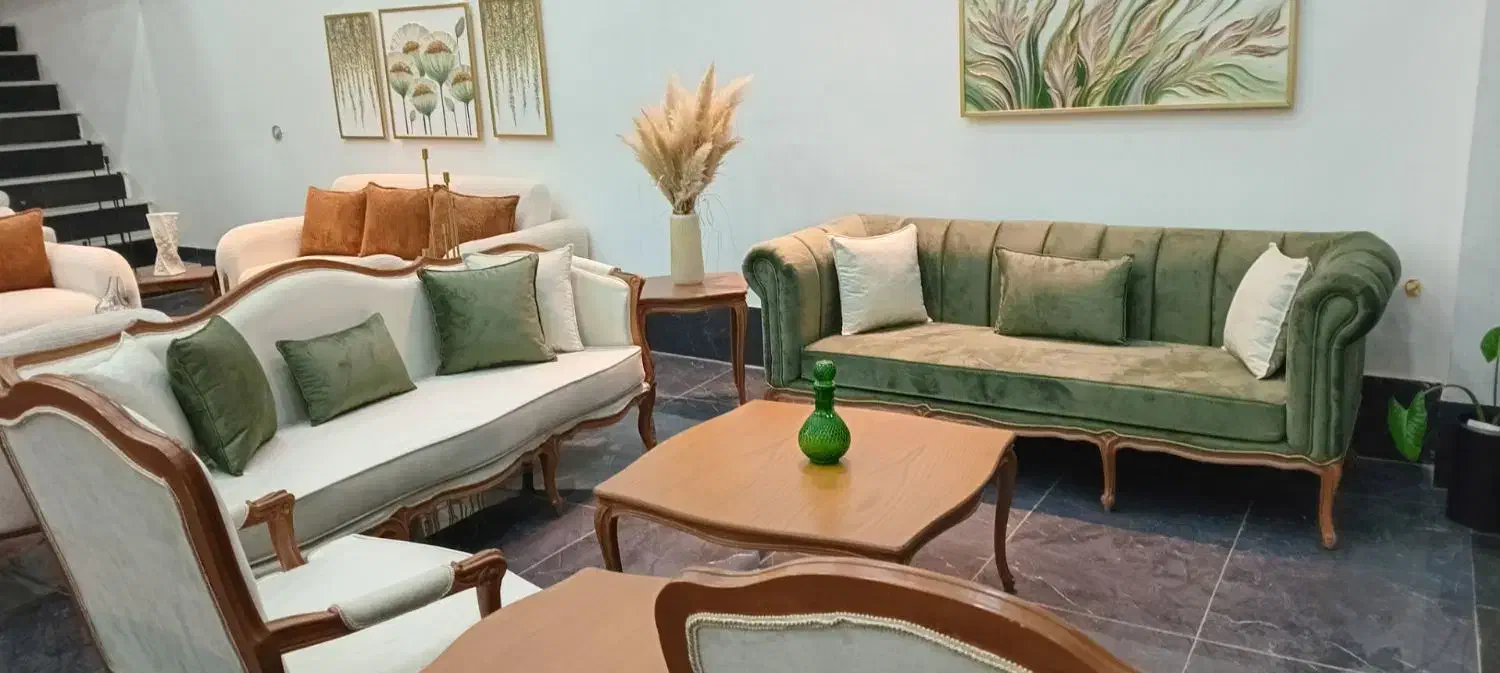 مبلفرانسوی|مبلمان خانگی و میز عسلی|شیروان (خراسان), |دیوار