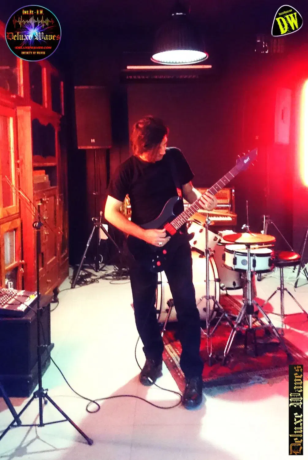 تدریس تخصصی گیتار الکتریک و آموزش موسیقی|خدمات آموزشی|شیراز, شهرک سراج|دیوار