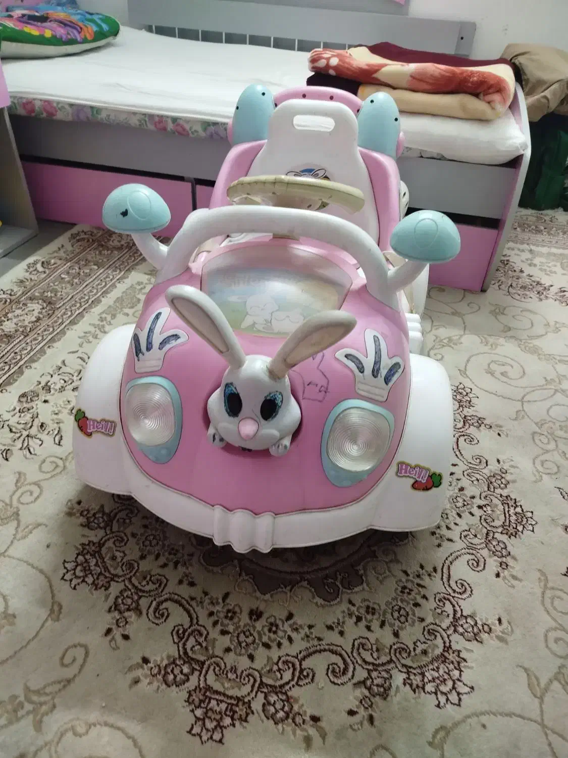 ماشین شارژی|اسباب‌‌بازی|گلبهار, شهر جدید گلبهار|دیوار