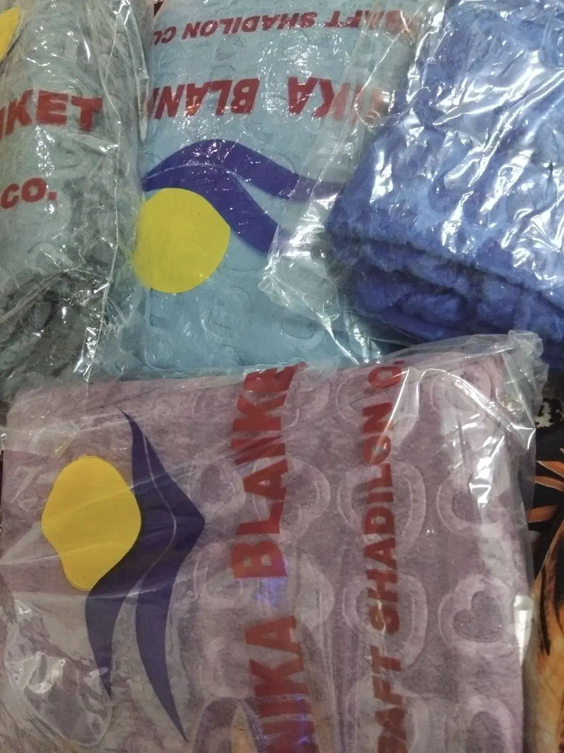 پتو ی نفره مسافرتی|رختخواب، بالش، پتو|ورامین, ورامین|دیوار