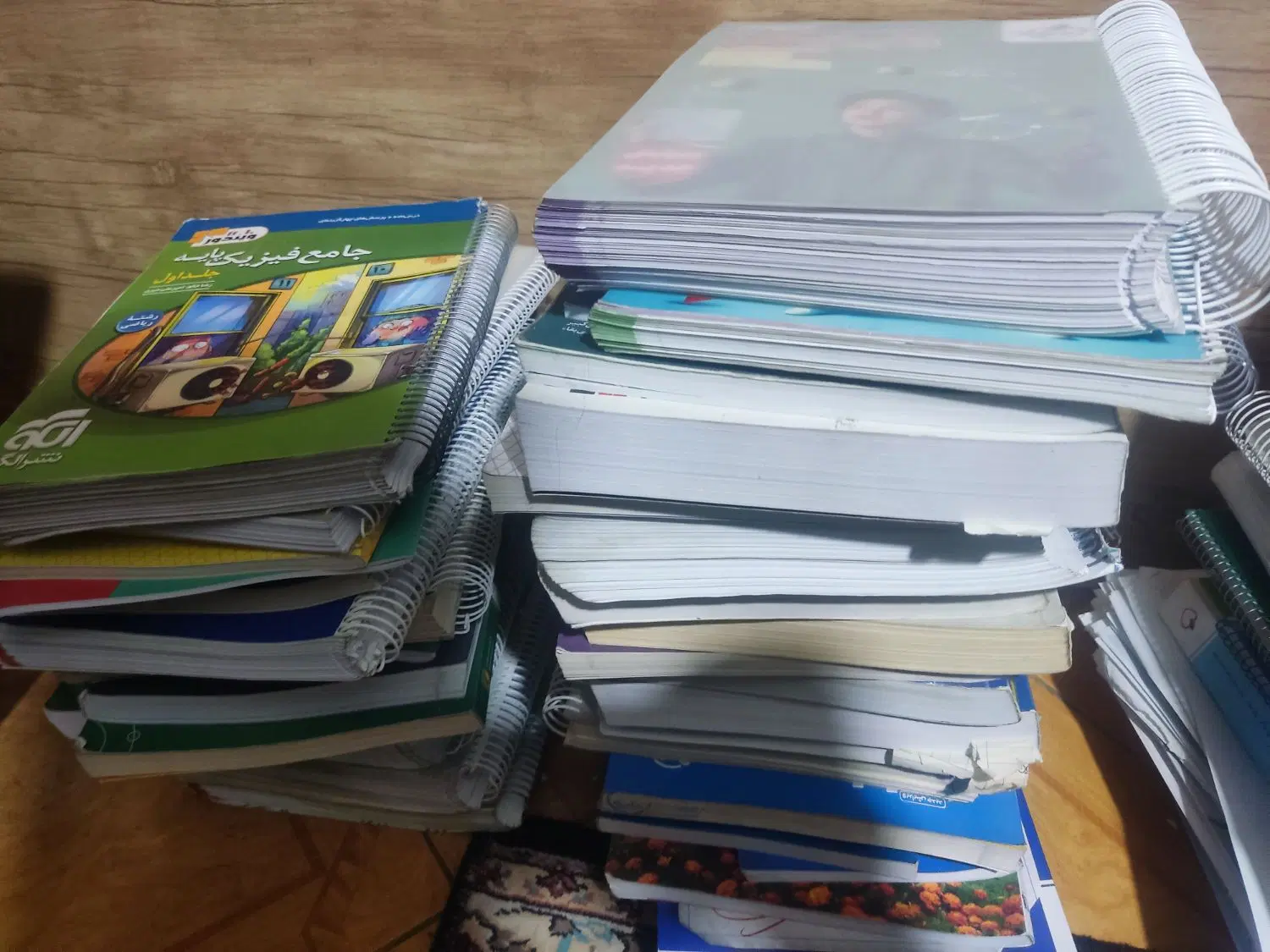 فروش کتاب کنکور تقریبا نو با قیمت منصفانه|کتاب و مجله آموزشی|تهران, تختی|دیوار