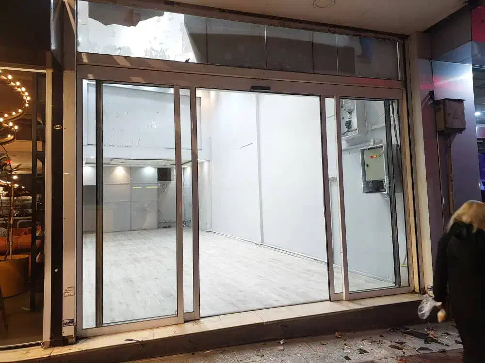 ۷۰متر مغازه بر اصلی فرشته پرترددترین پاخور|اجارهٔ مغازه و غرفه|تهران, الهیه|دیوار