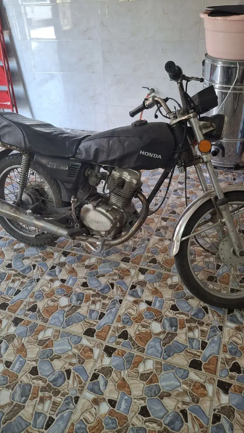 موتور ۱۲۵|موتورسیکلت|کاشان, کارگر|دیوار