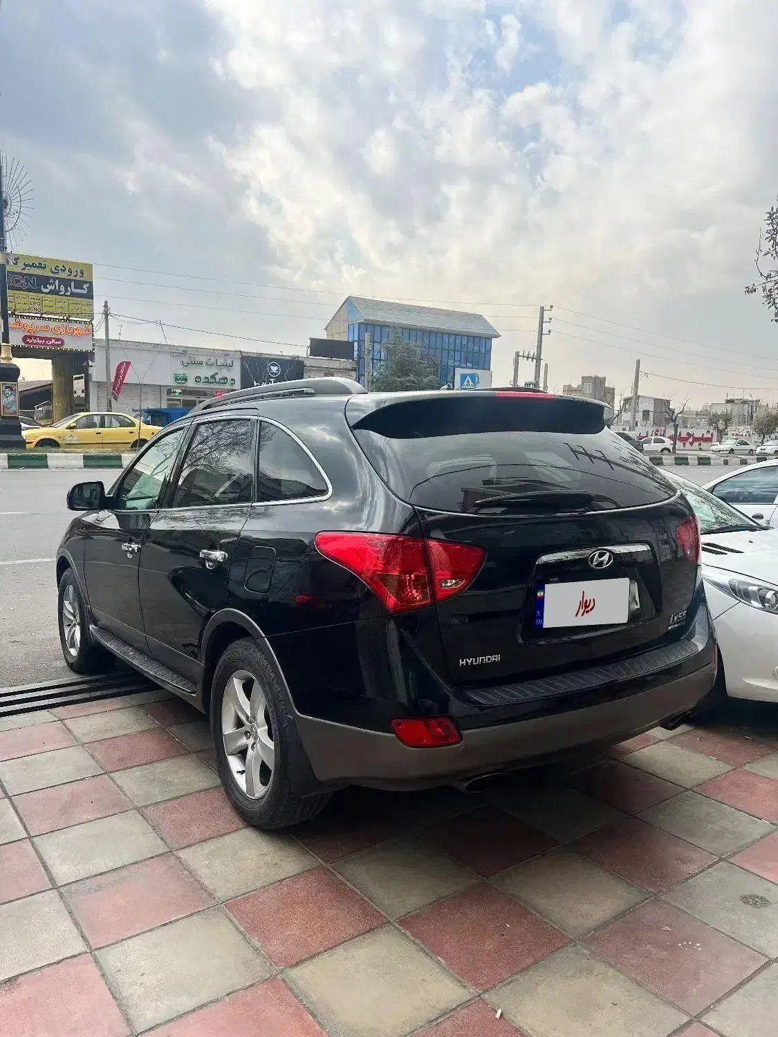 ix55 مدل ۲۰۱۲|خودرو سواری و وانت|هشتگرد, شهرک بعثت|دیوار