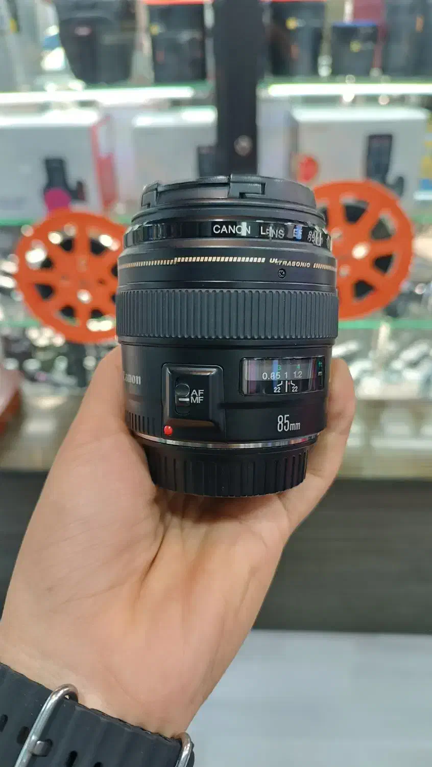 lens canon 85 f 1.8|دوربین عکاسی و فیلم‌برداری|تهران, امام خمینی|دیوار