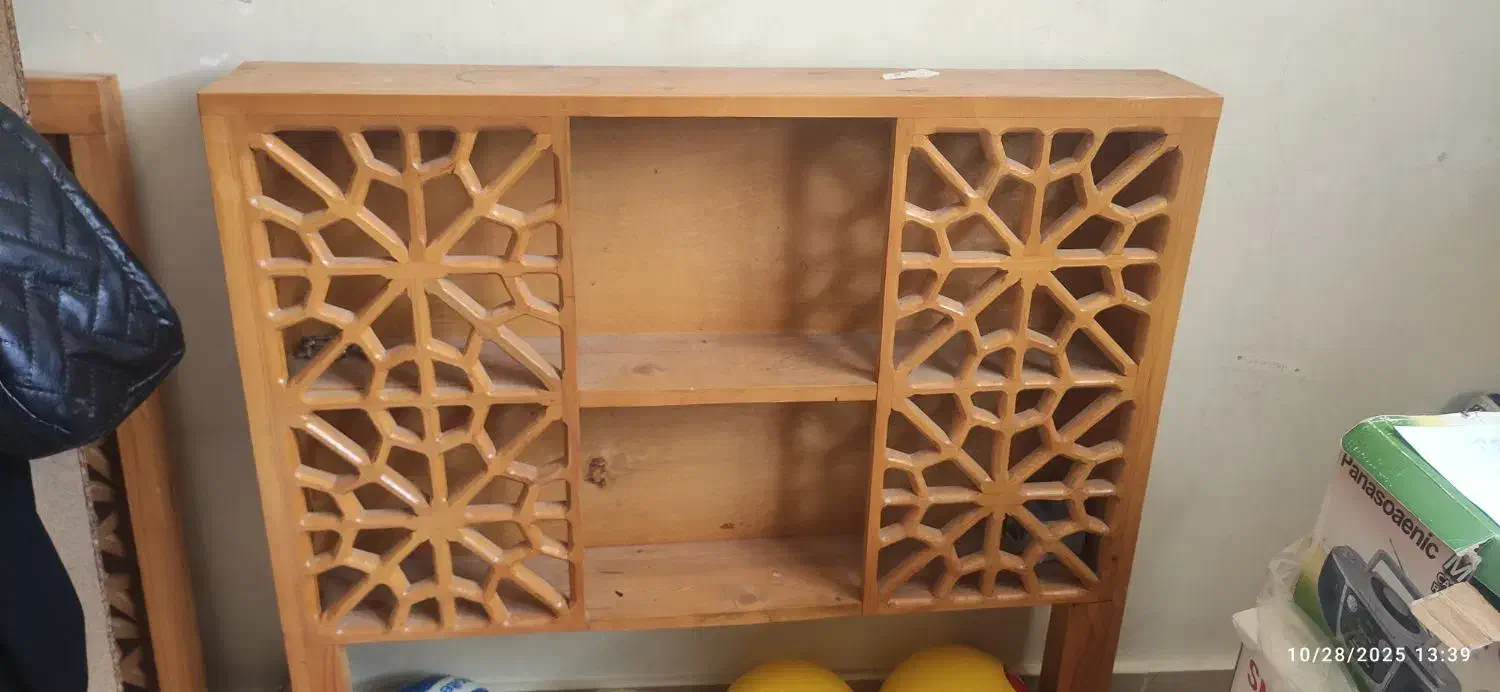 تخت چوبی سنتی گره چینی دست ساز|تخت و سرویس خواب|شیراز, سرو|دیوار