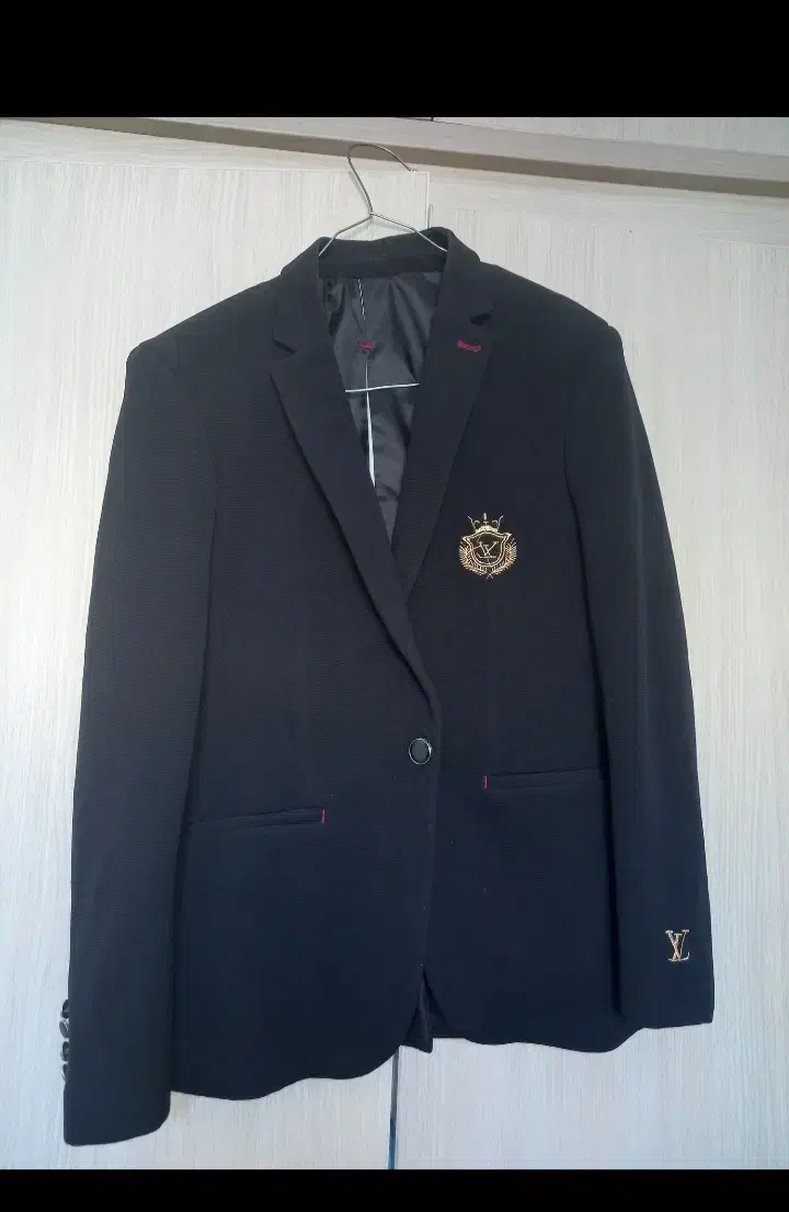 کت تک|لباس|اسفراین, |دیوار