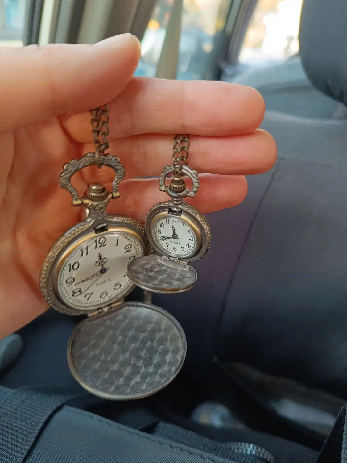 ساعت دوتایی قدیمی سالم|ساعت|شهریار, شهریار|دیوار