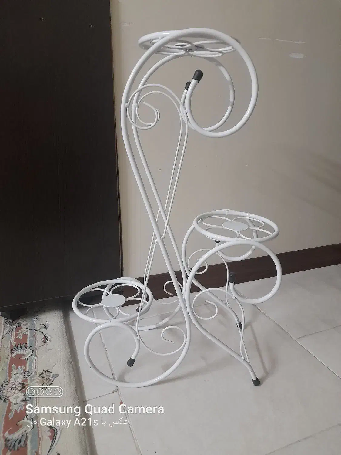 شلف چوبی وفلزی گلدان|گل و گیاه طبیعی|بومهن, |دیوار