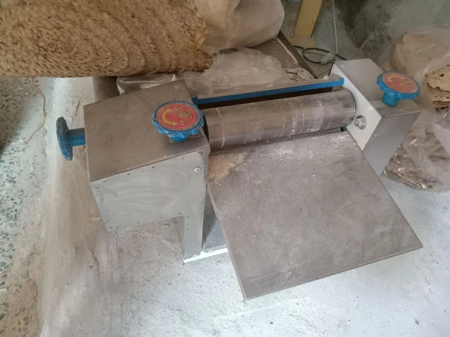 دستگاه خمیر پهن کن|ماشین‌آلات صنعتی|برازجان, |دیوار