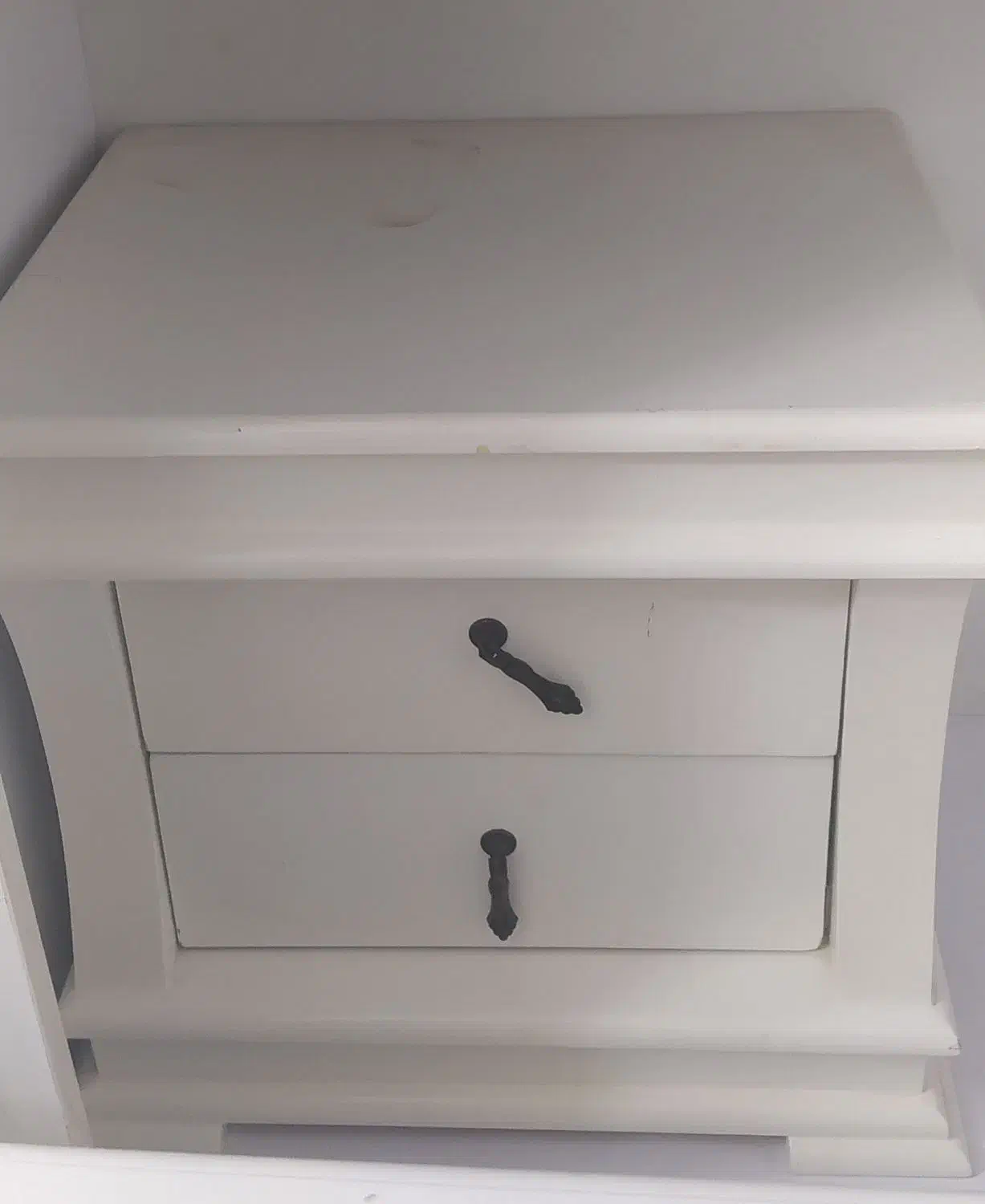 میز ۲ کشو سفید|مبلمان اداری|کاشان, صنعت|دیوار