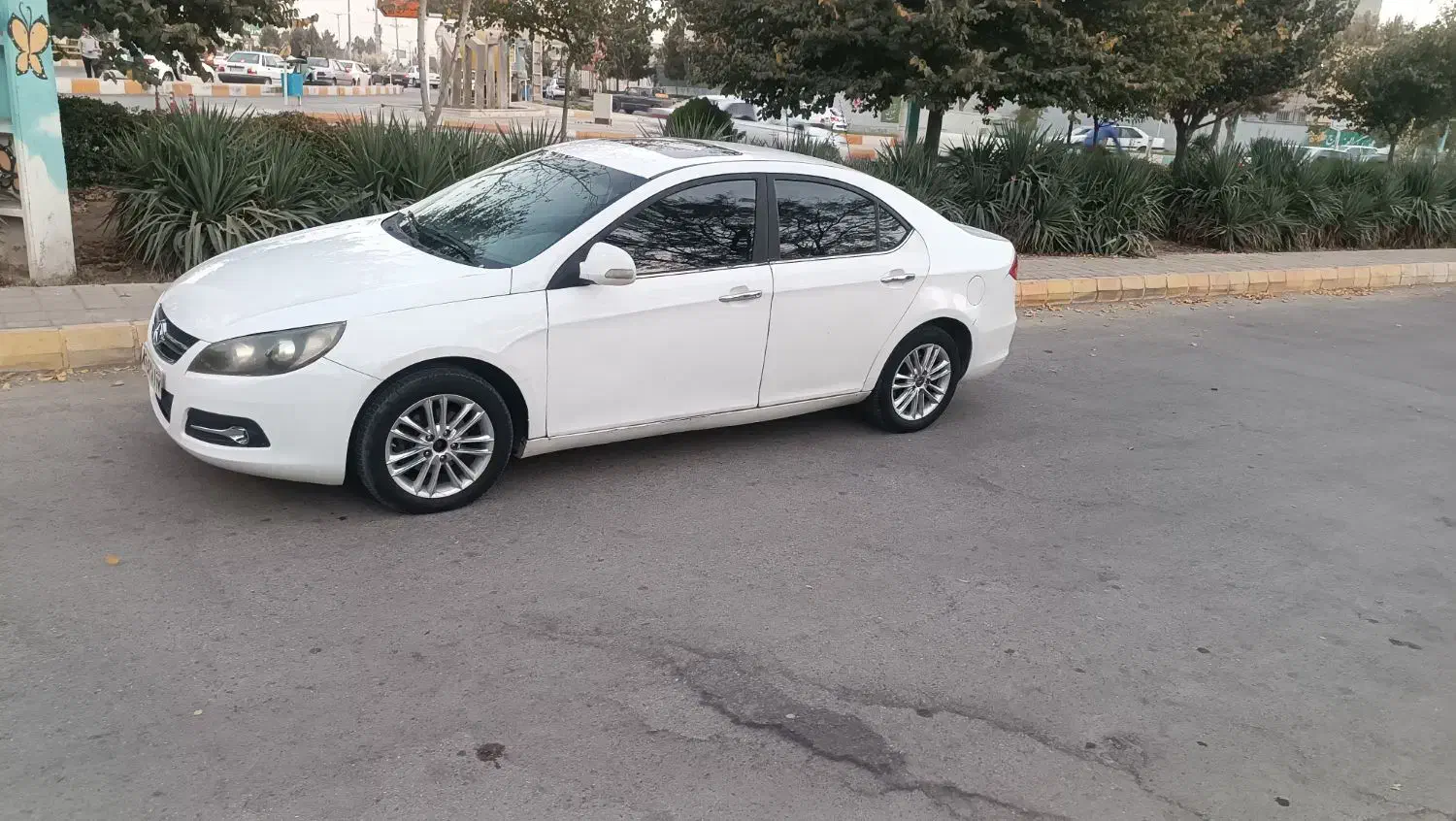 جک j5 اتومات|خودرو سواری و وانت|مشهد, کوه سنگی|دیوار