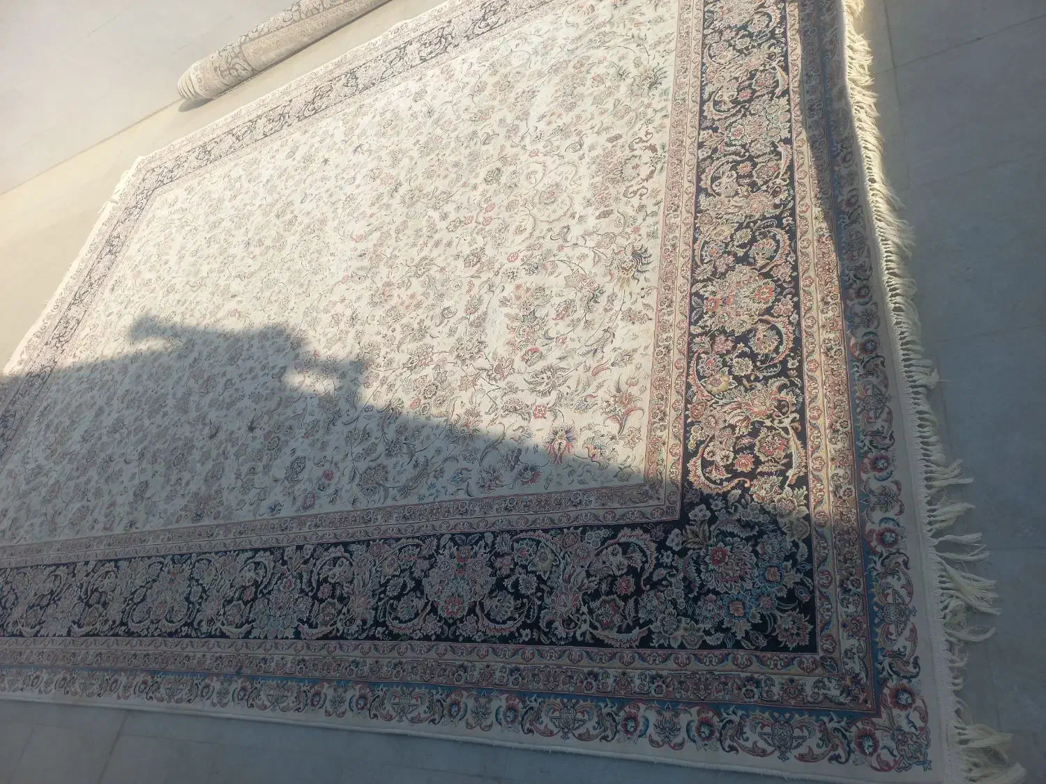 قالی ۱۲۰۰شانه|فرش|قم, چهل درخت‎|دیوار