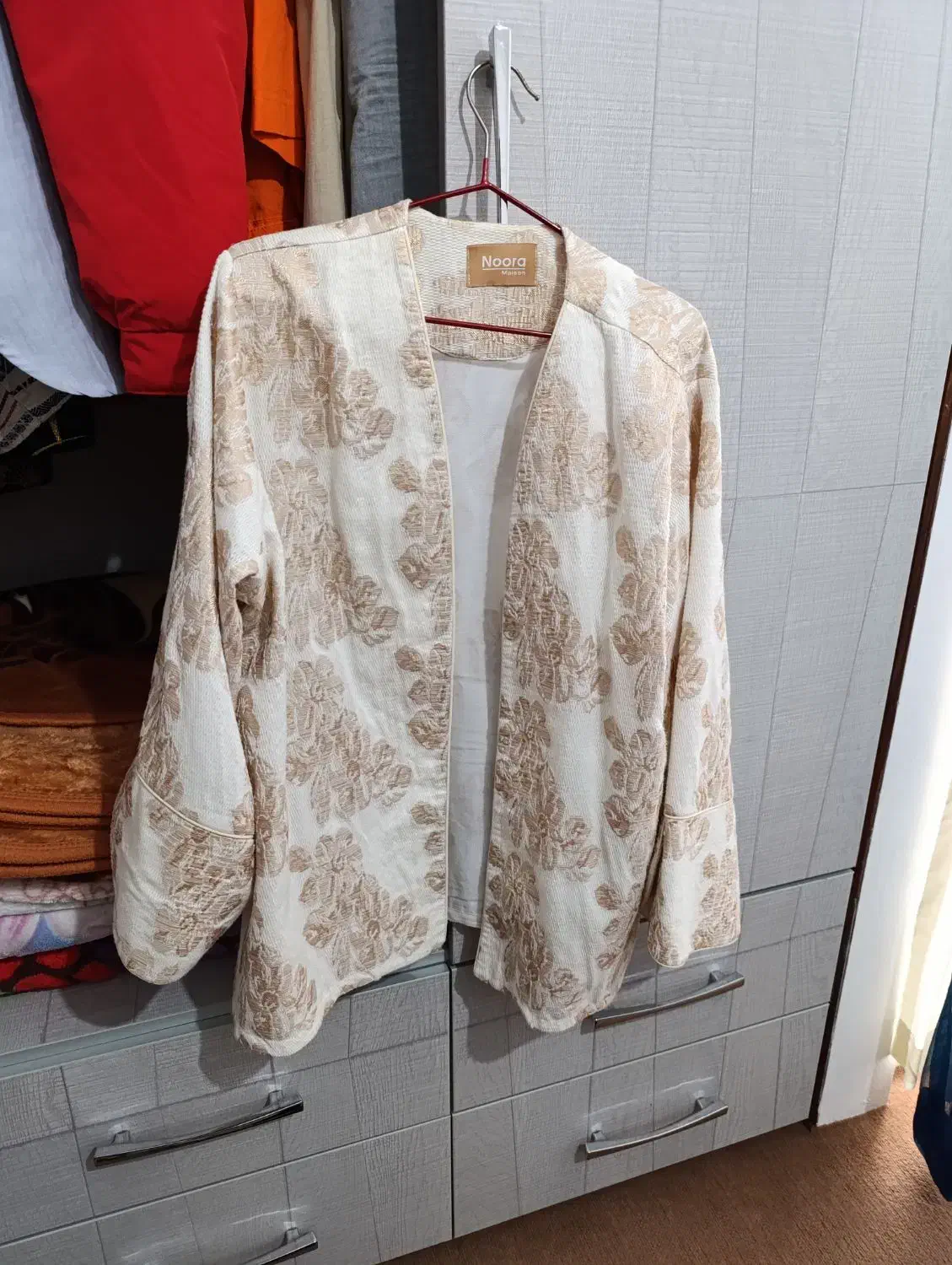 لباس|لباس|نور, |دیوار